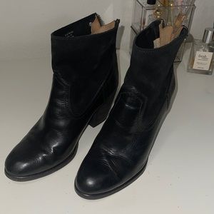 Frye bootie